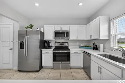 220 Raspberry Road Fort Pierce FL 34981
