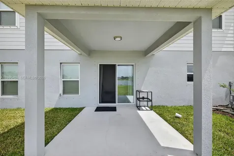 220 Raspberry Road Fort Pierce FL 34981