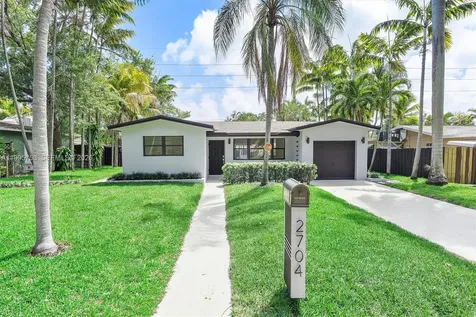 2704 Cleveland Street Hollywood FL 33020