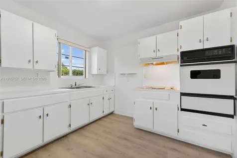 11190 SW 57th Street Miami FL 33173