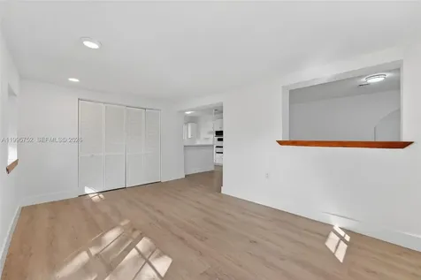 11190 SW 57th Street Miami FL 33173