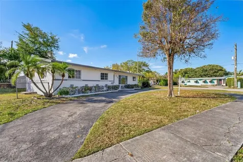 11190 SW 57th Street Miami FL 33173
