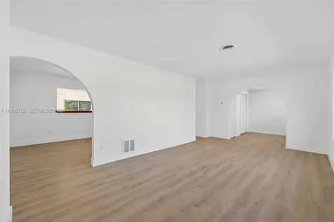 11190 SW 57th Street Miami FL 33173