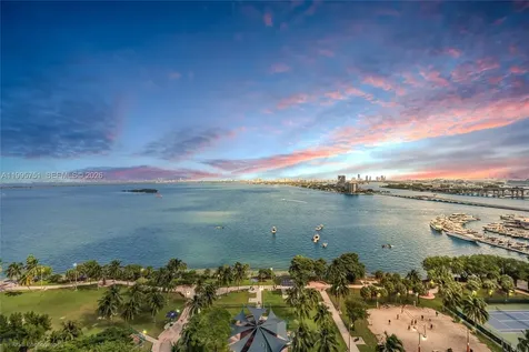 Miami FL 33132