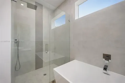 3162 Plaza Street Coconut Grove FL 33133