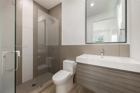 3162 Plaza Street Coconut Grove FL 33133