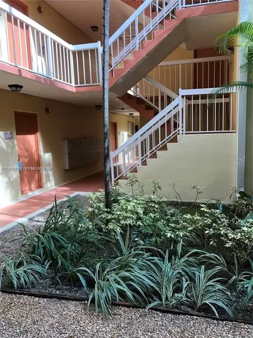 7910 Camino Real Miami FL 33143