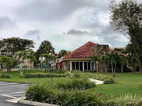 7910 Camino Real Miami FL 33143