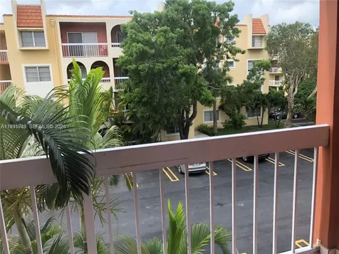 7910 Camino Real Miami FL 33143