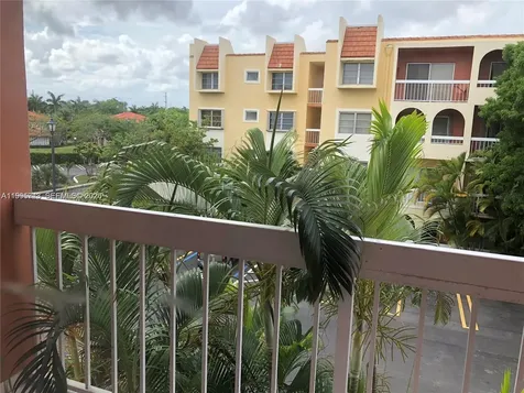 7910 Camino Real Miami FL 33143