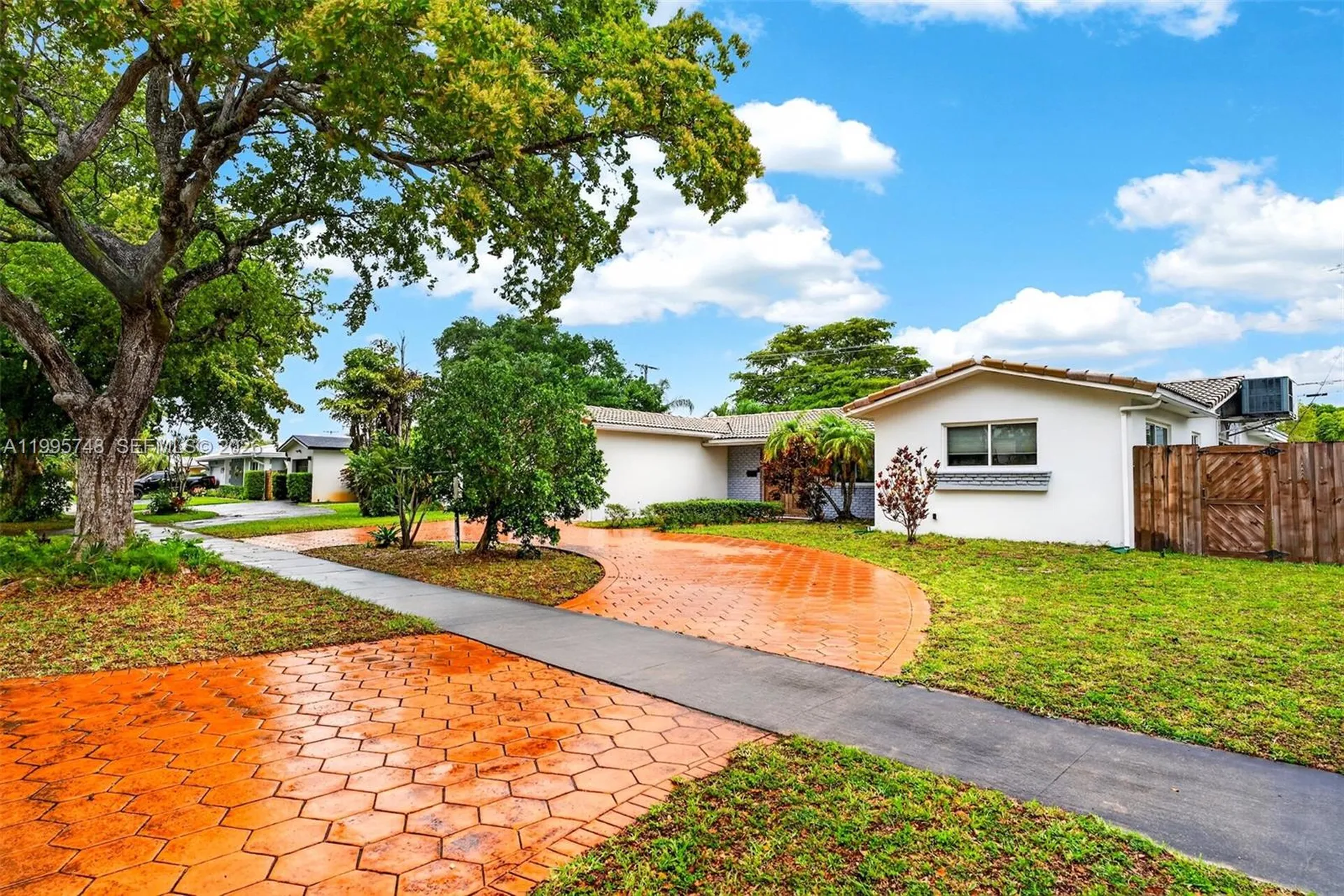 763 S Rainbow Drive Hollywood FL 33021