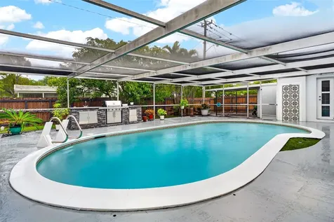 763 S Rainbow Drive Hollywood FL 33021