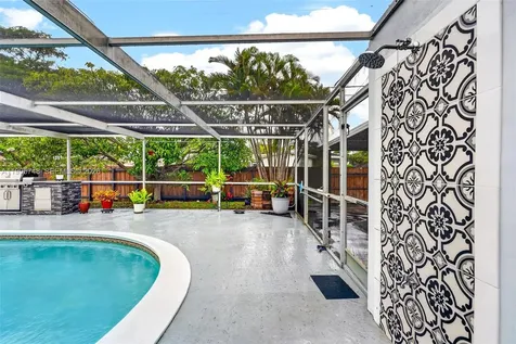 763 S Rainbow Drive Hollywood FL 33021