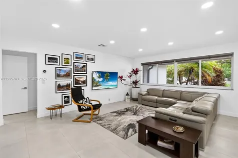 763 S Rainbow Drive Hollywood FL 33021