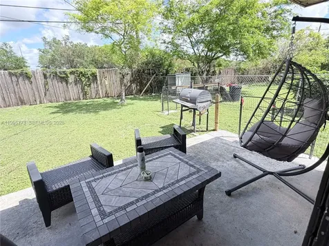 954 NW 14th Street Florida City FL 33034