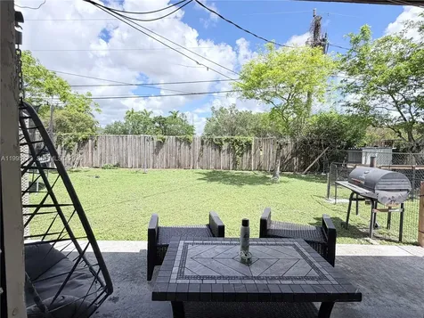 954 NW 14th Street Florida City FL 33034