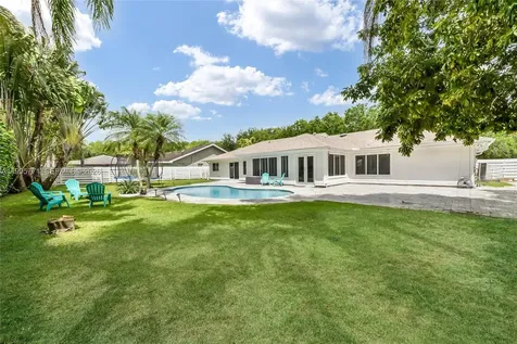 15330 SW 144th Terrace Miami FL 33196