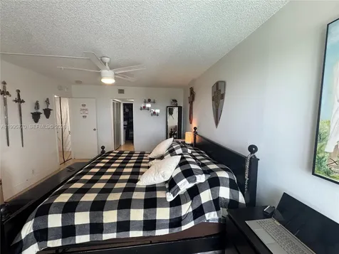 100 Bayview Drive Sunny Isles Beach FL 33160