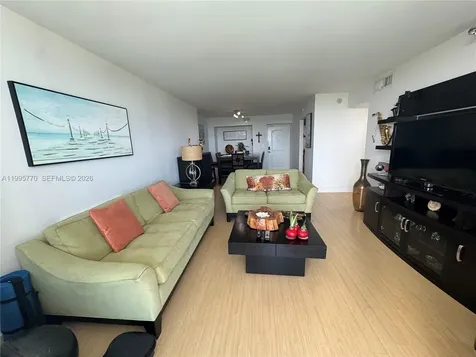 100 Bayview Drive Sunny Isles Beach FL 33160