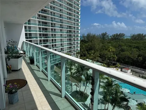 100 Bayview Drive Sunny Isles Beach FL 33160