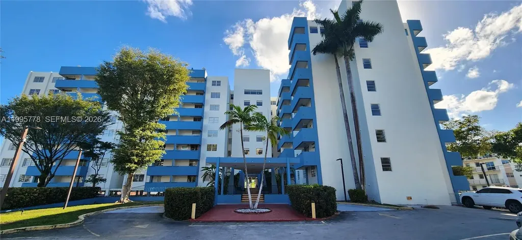 5050 NW 7th Street Miami FL 33126