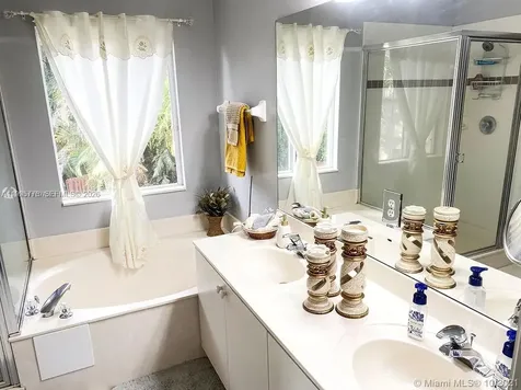 3657 Asperwood Circle Coconut Creek FL 33073