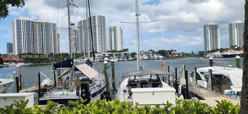 3545 Magellan Circle Aventura FL 33180