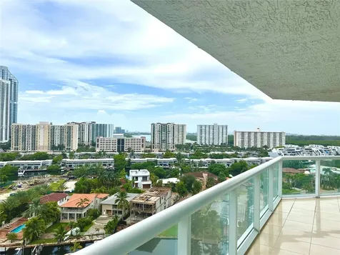 16500 Collins Avenue Sunny Isles Beach FL 33160