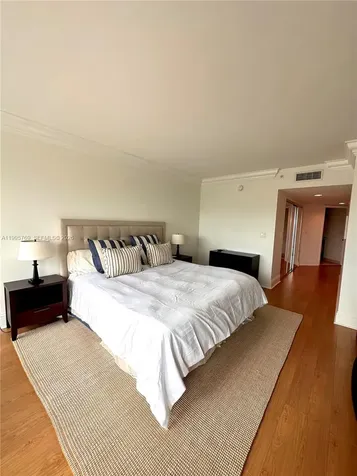 16500 Collins Avenue Sunny Isles Beach FL 33160