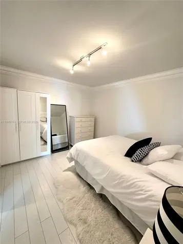 16500 Collins Avenue Sunny Isles Beach FL 33160