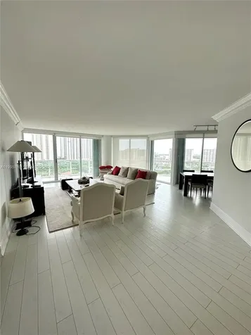 16500 Collins Avenue Sunny Isles Beach FL 33160