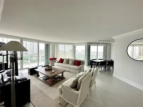 16500 Collins Avenue Sunny Isles Beach FL 33160