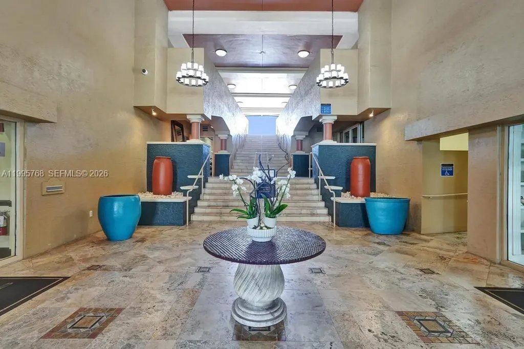 520 SE 5th Avenue Fort Lauderdale FL 33301