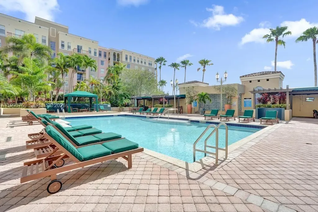 520 SE 5th Avenue Fort Lauderdale FL 33301