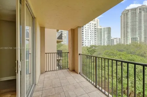 520 SE 5th Avenue Fort Lauderdale FL 33301