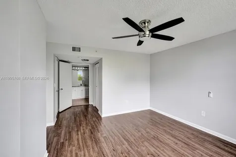 520 SE 5th Avenue Fort Lauderdale FL 33301