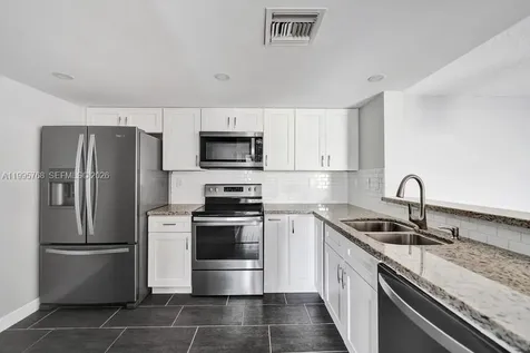 520 SE 5th Avenue Fort Lauderdale FL 33301
