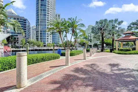 520 SE 5th Avenue Fort Lauderdale FL 33301