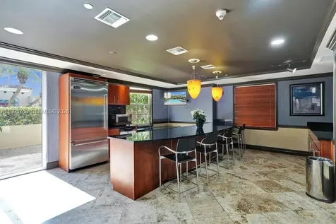 520 SE 5th Avenue Fort Lauderdale FL 33301