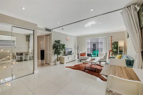618 Euclid Avenue Miami Beach FL 33139