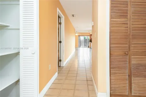 450 SW 92nd Avenue Miami FL 33174
