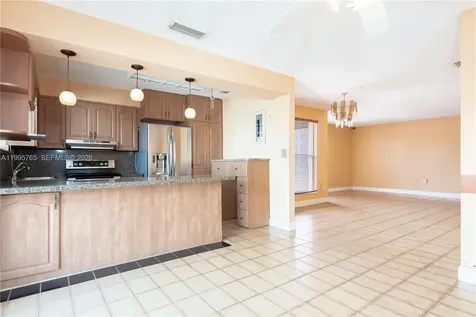 450 SW 92nd Avenue Miami FL 33174
