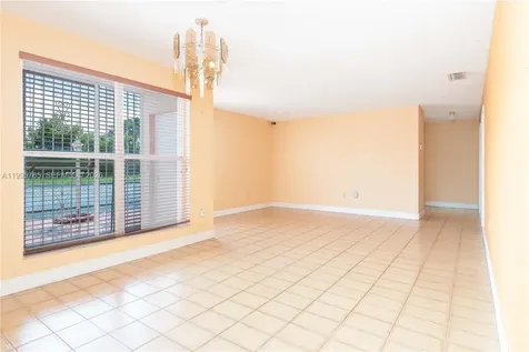 450 SW 92nd Avenue Miami FL 33174