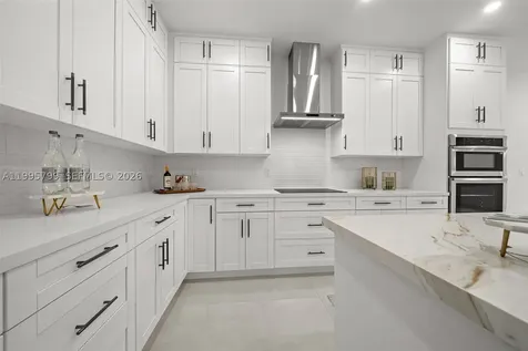 5209 SW 22nd Street West Park FL 33023