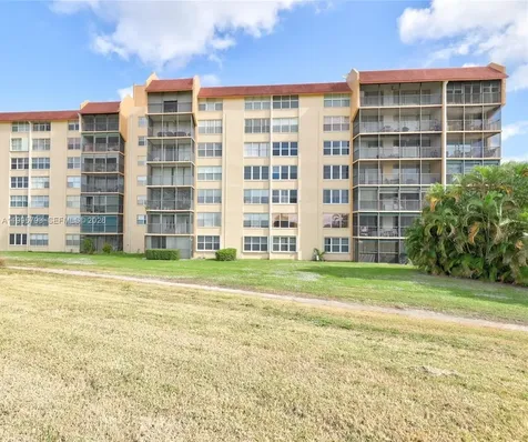 3771 Environ Boulevard Lauderhill FL 33319