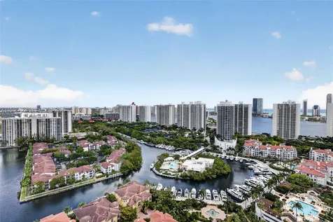 1000 Island Bl Aventura FL 33160