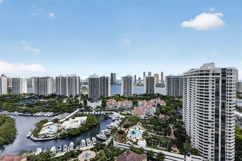 1000 Island Bl Aventura FL 33160