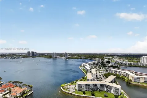 1000 Island Bl Aventura FL 33160