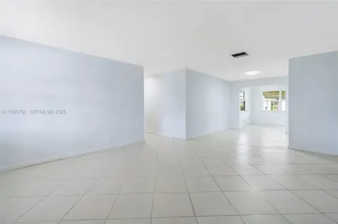 1005 SW 18th Street Boynton Beach FL 33426