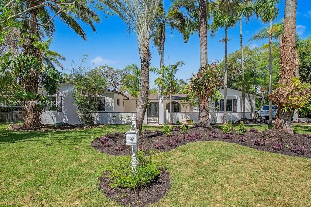 17050 SW 83rd Avenue Palmetto Bay FL 33157